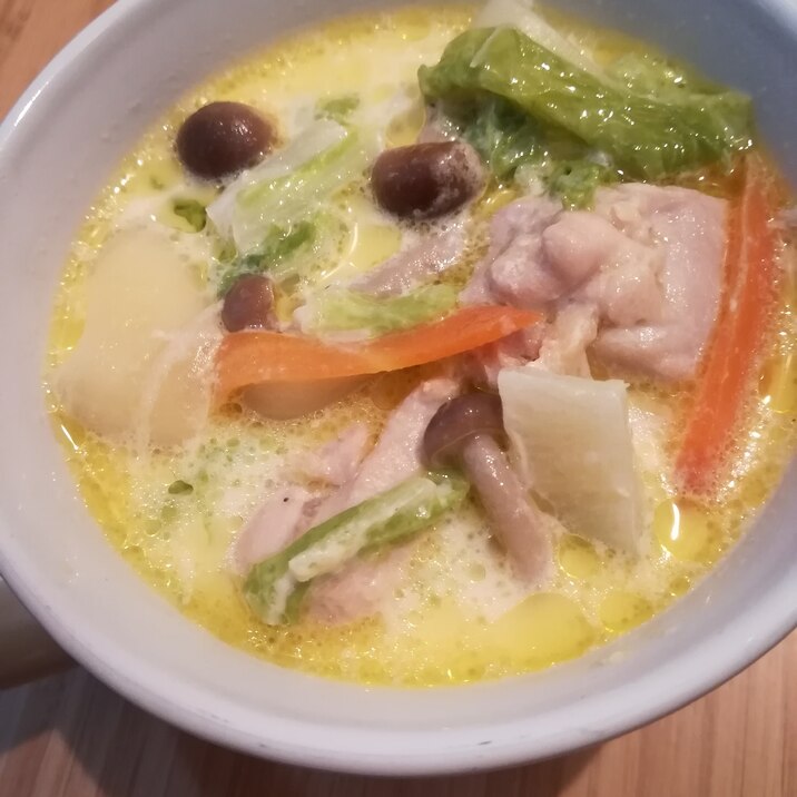 鶏肉と白菜のクリームスープ